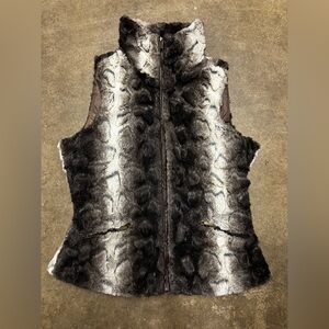 GO COCO fur vest size Medium women’s